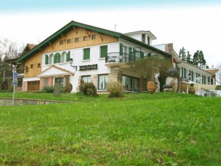 Gurutzeberri Hotel Oiartzun Exterior photo